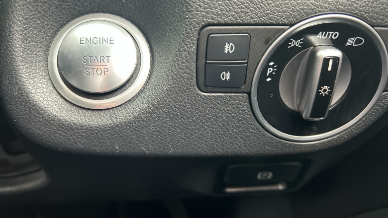 Mercedes-Benz GLA 200 Sport 5dr Petrol Hatchback